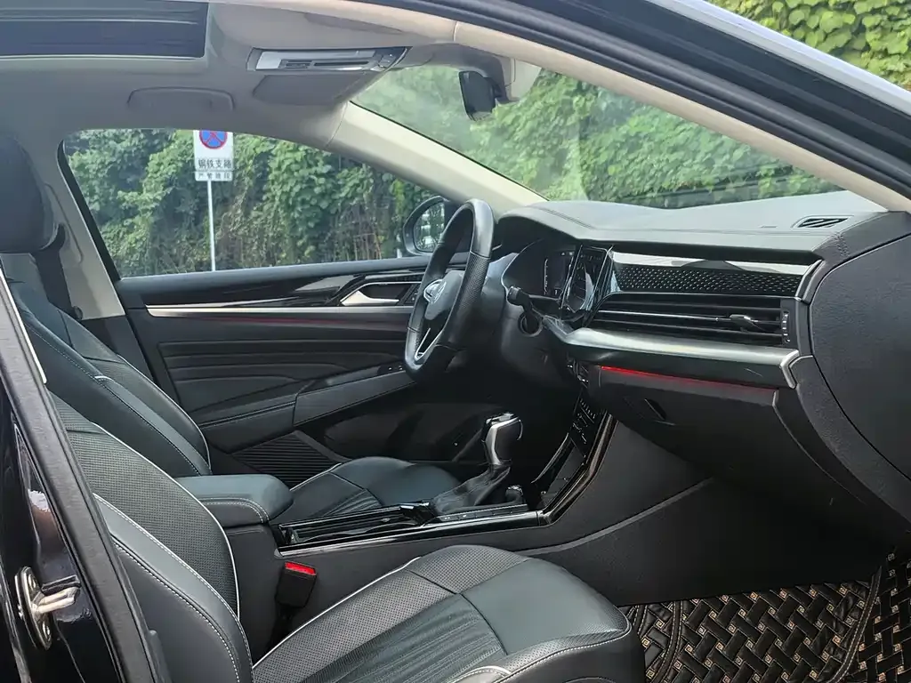 Volkswagen Passat — фото 7