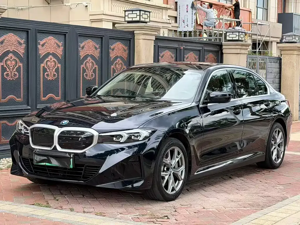 BMW i3 — фото 1