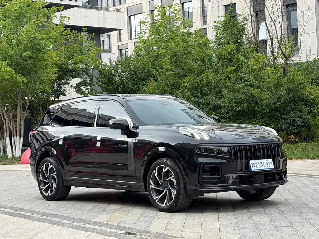 Lynk & Co 09 2022 из CN, фото 6