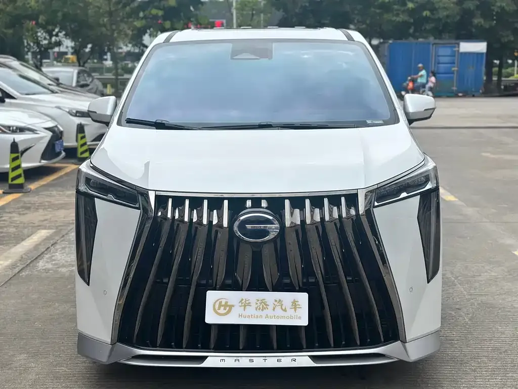 GAC Motor Trumpchi M8 — фото 4