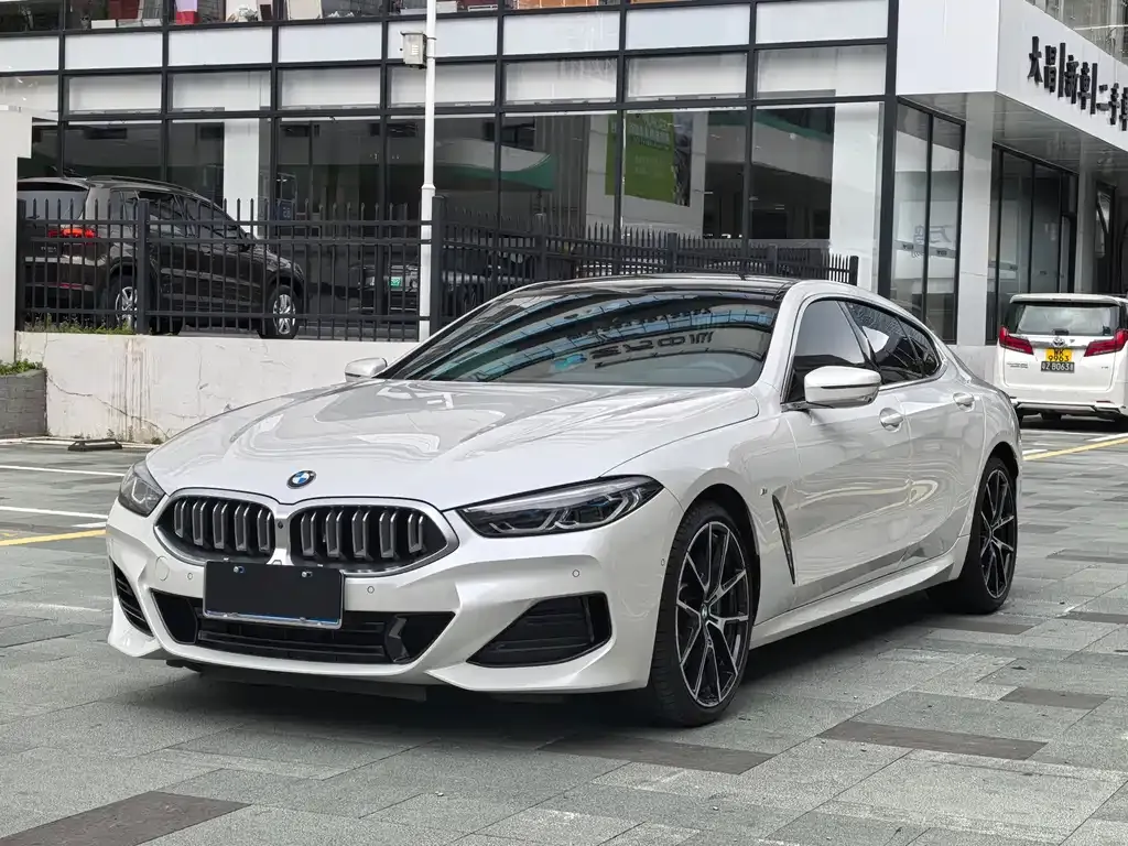 BMW 8 Series 2024 из CN, фото 4
