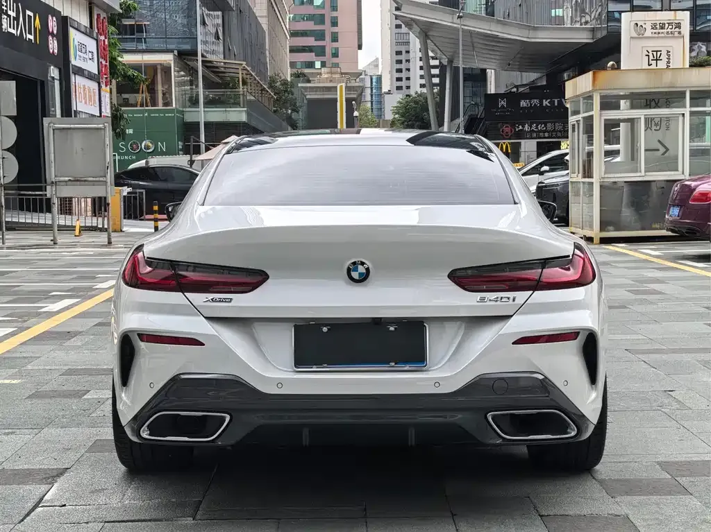 BMW 8 Series 2024 из CN, фото 7