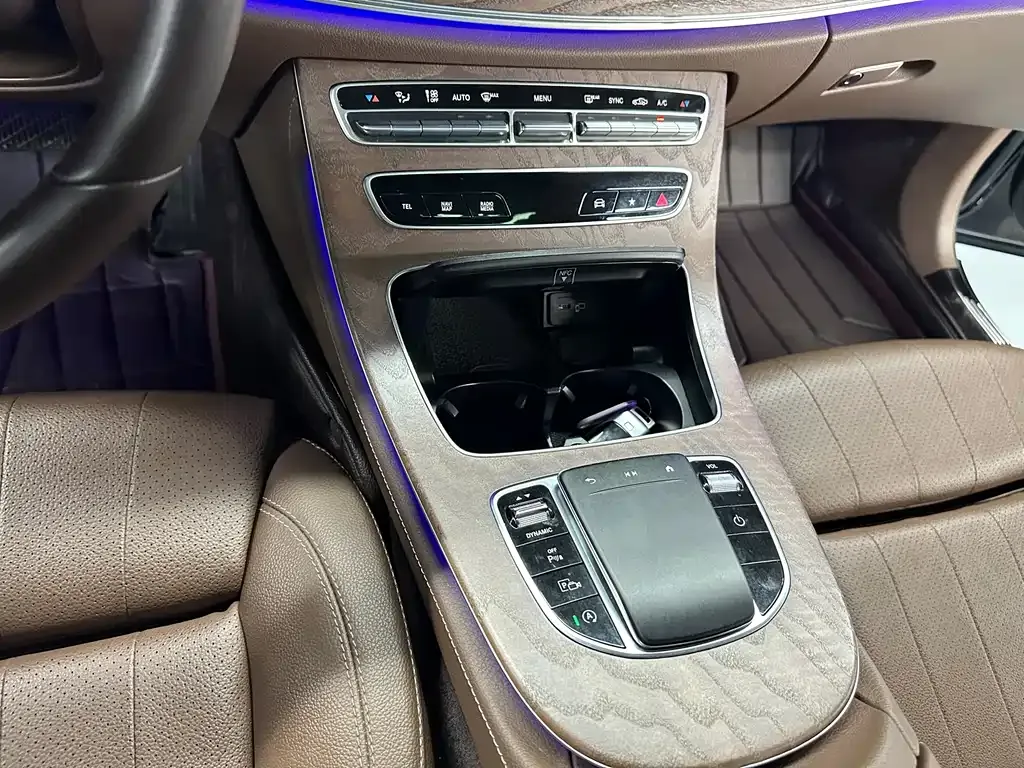 Mercedes-Benz E-Class 2021 из CN, фото 3