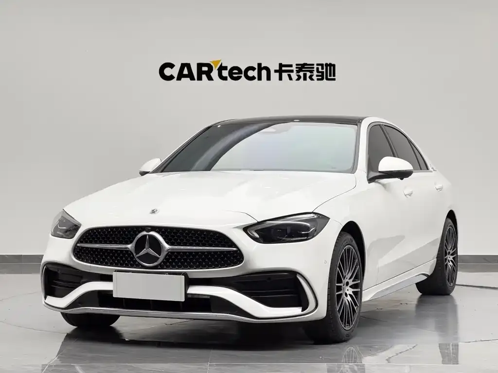 Mercedes-Benz C-Class — фото 1