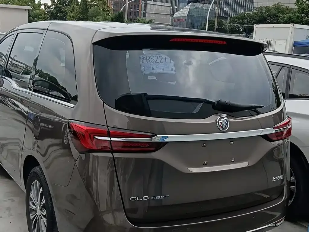 Buick GL8 2023 из CN, фото 9