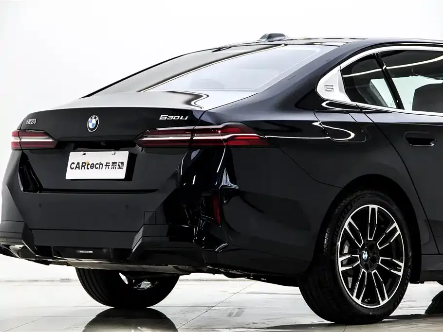 BMW 5 Series — фото 3