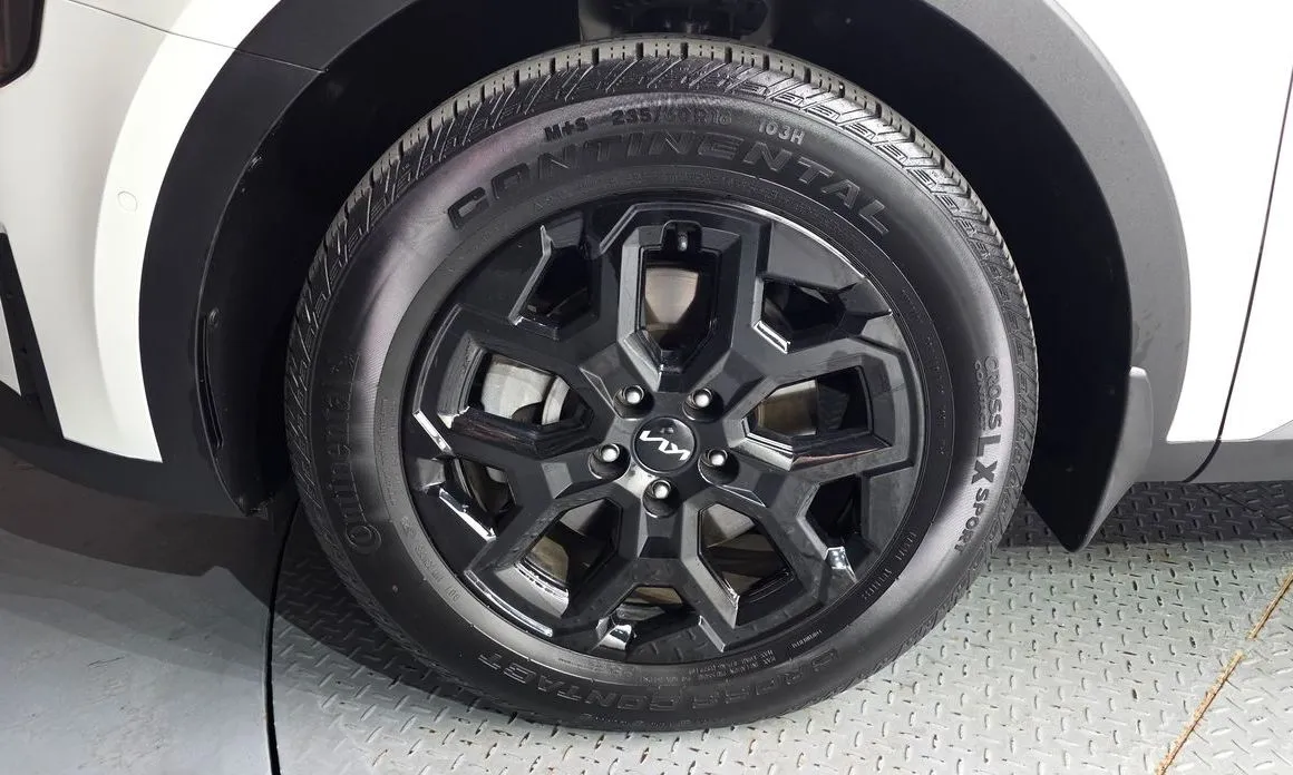 Kia Sorento — фото 10