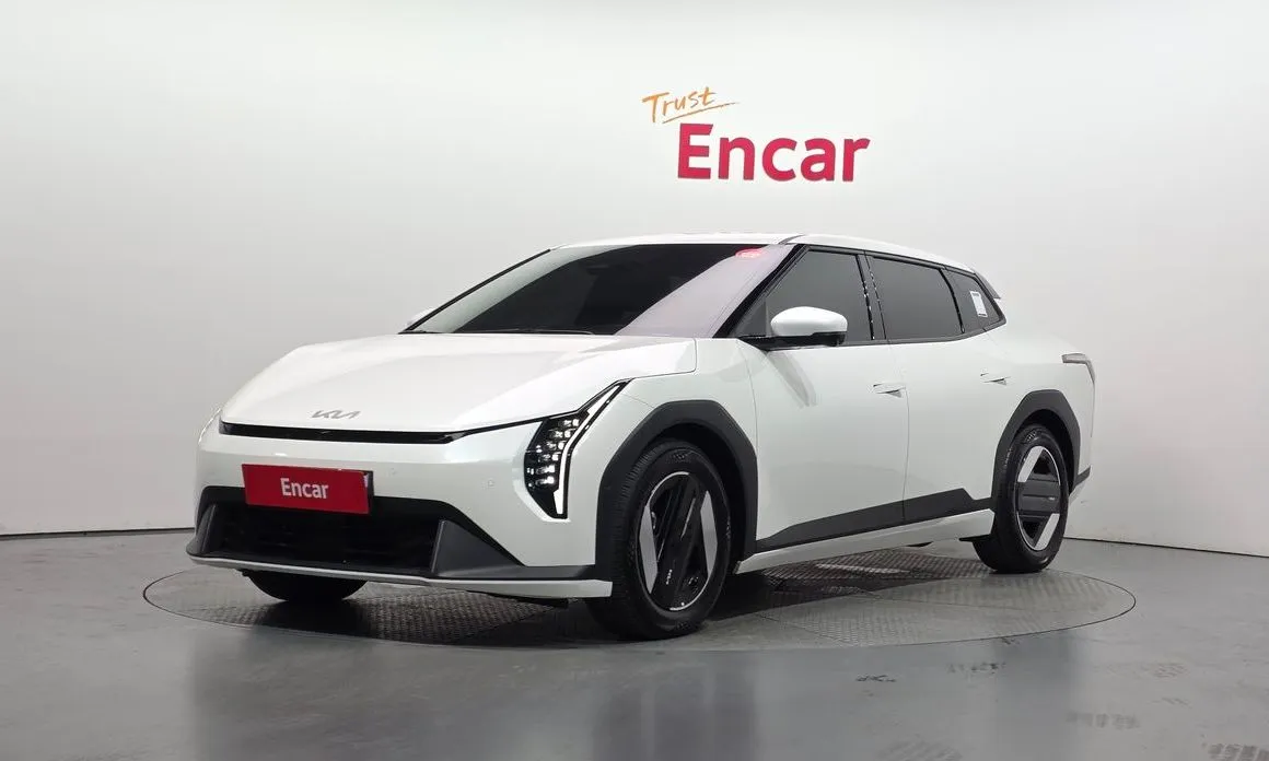 Kia EV4