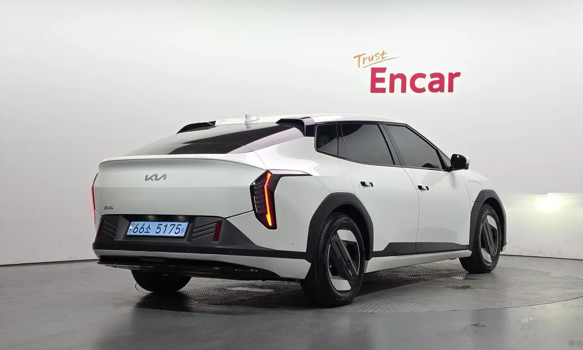 Kia EV4 2026 из KR, фото 4