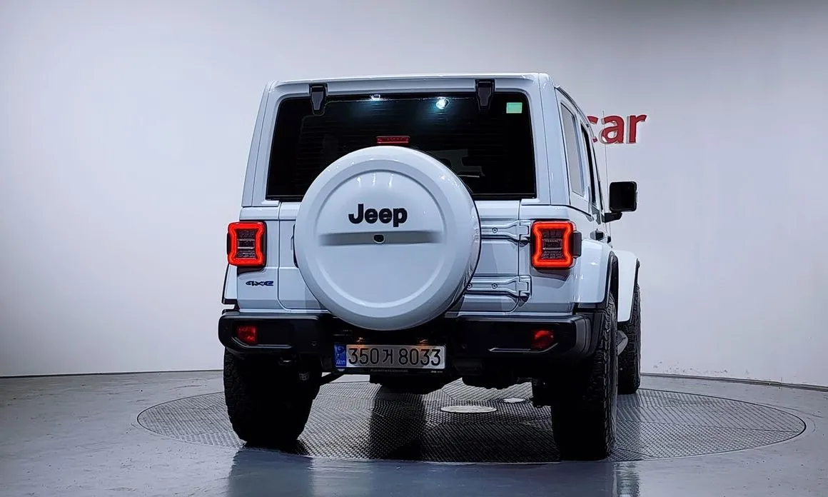 Jeep Wrangler 2021 из KR, фото 3
