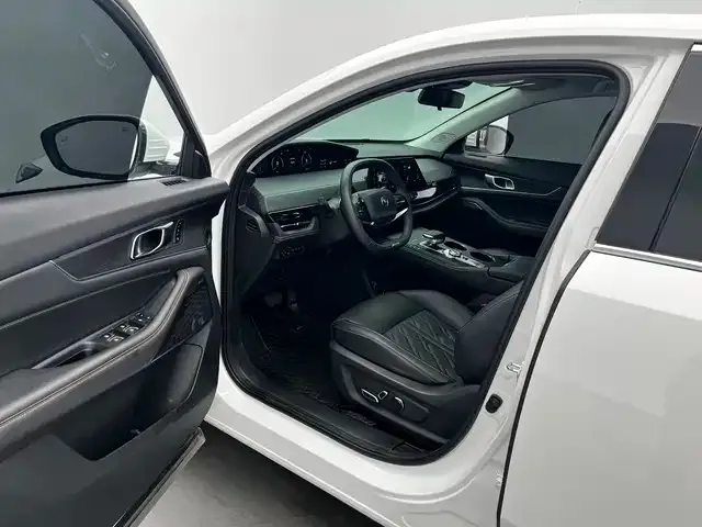Changan UNI-K iDD 2022 из CN, фото 2