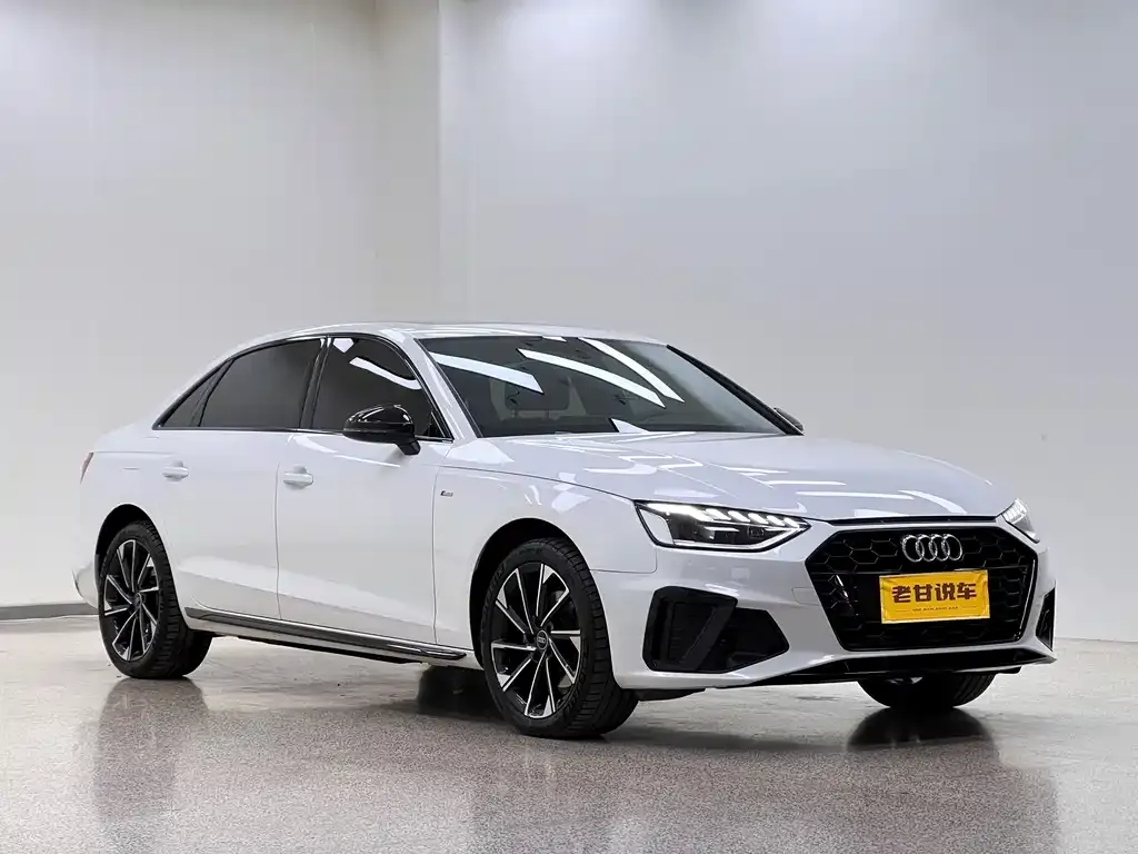 Audi A4L — фото 5