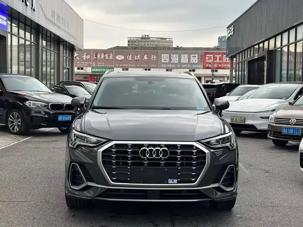 Audi Q3 — фото 6