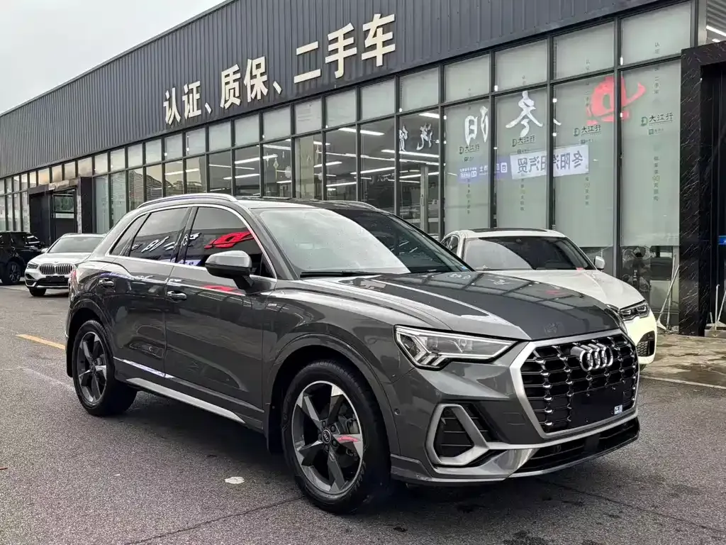 Audi Q3 — фото 5