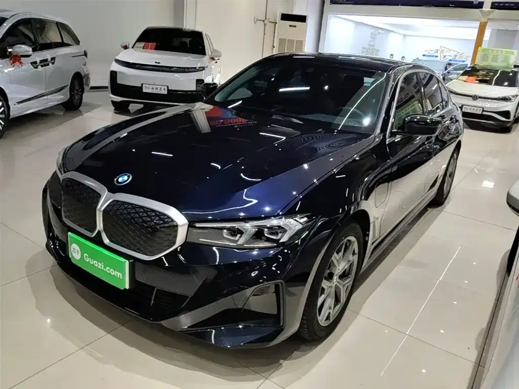 BMW i3 — фото 1