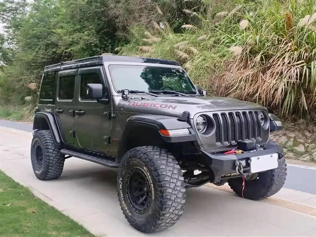 Jeep Wrangler — фото 9