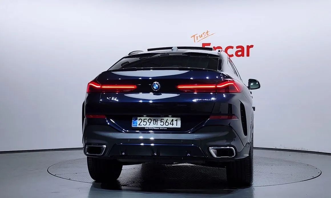 BMW X6 — фото 2