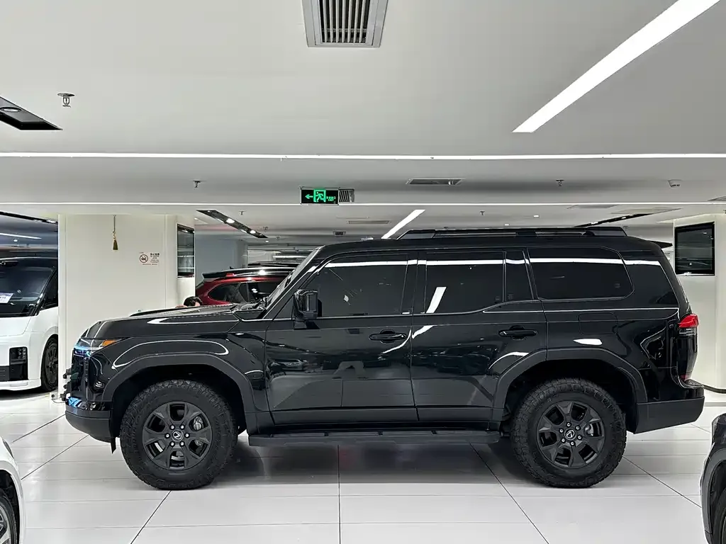 Lexus GX 2025 из CN, фото 7