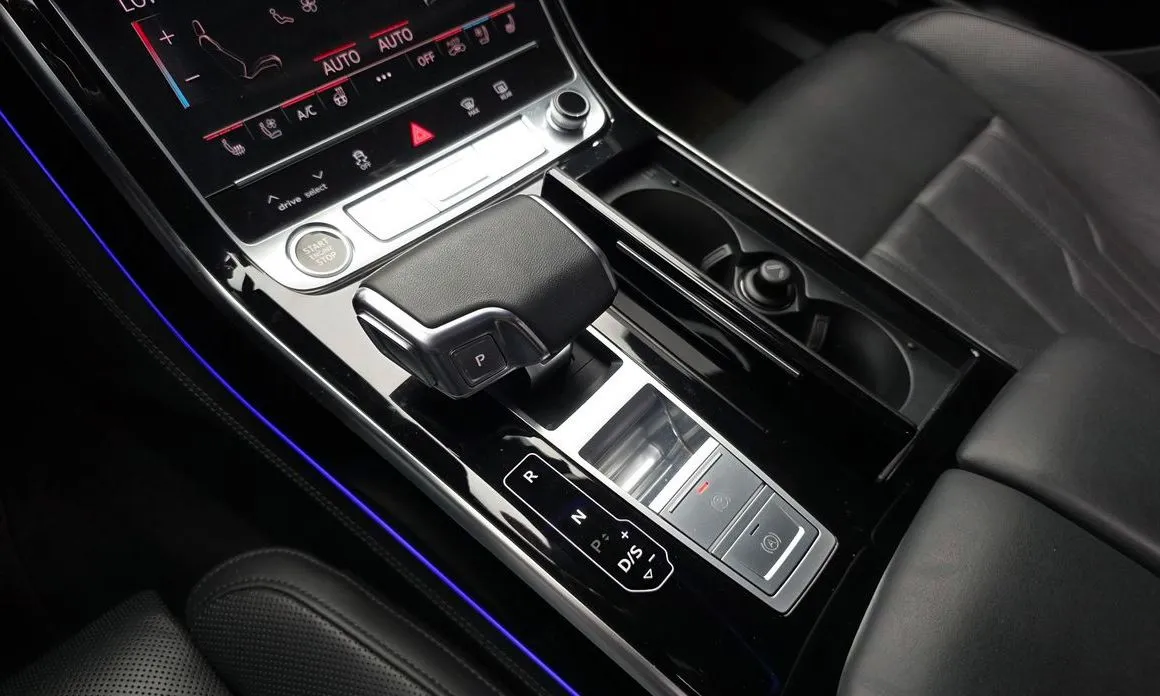 Audi A8 2021 из KR, фото 7