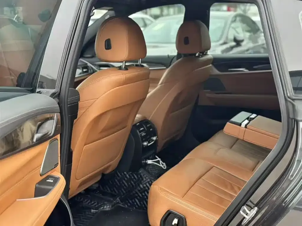 BMW 6 Series GT 2022 из CN, фото 8