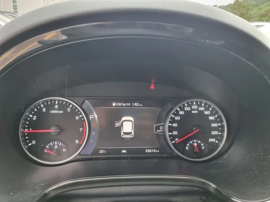 Kia Seltos 2023 из KR, фото 2