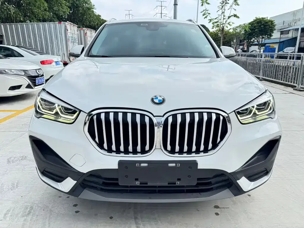 BMW X1 — фото 3