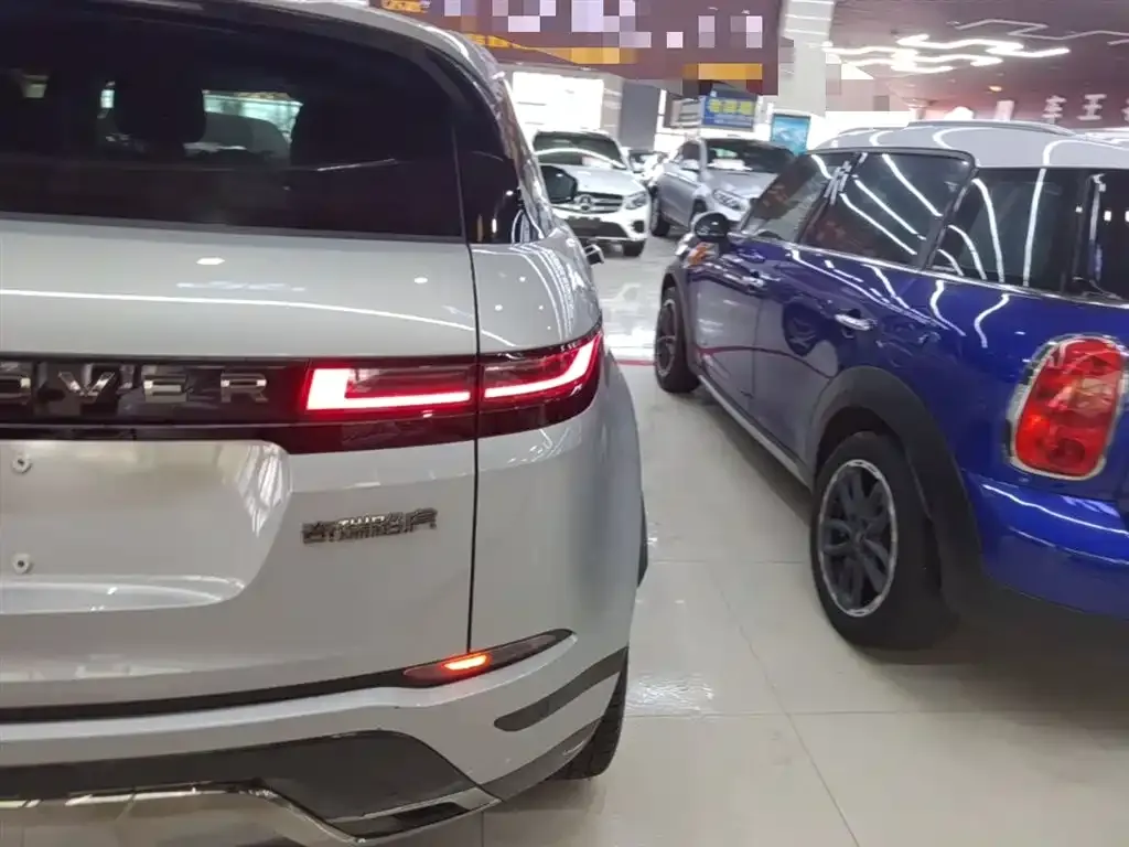 Land Rover Evoque — фото 6