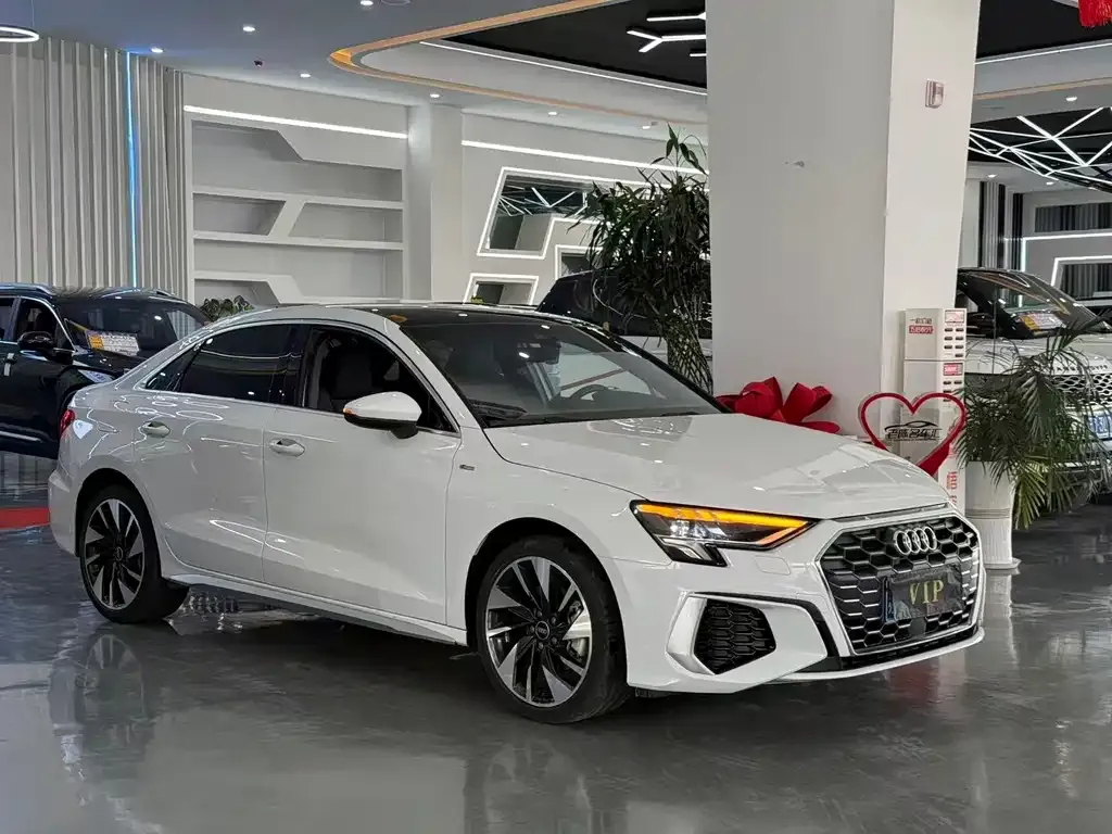 Audi A3 — фото 8