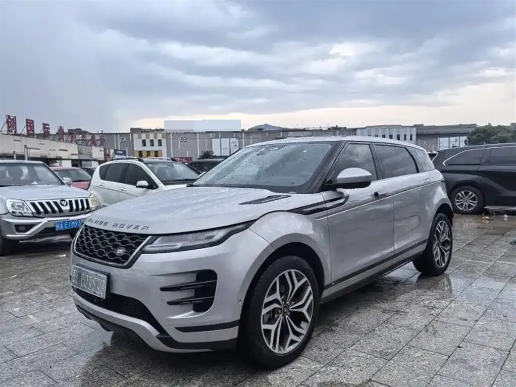 Land Rover Evoque — фото 1