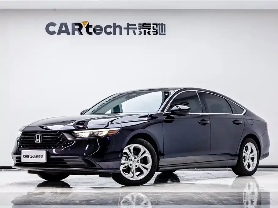 Honda Accord — фото 1