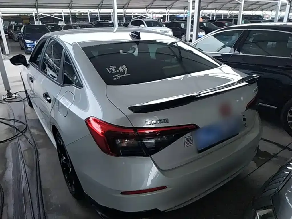 Honda Civic — фото 9