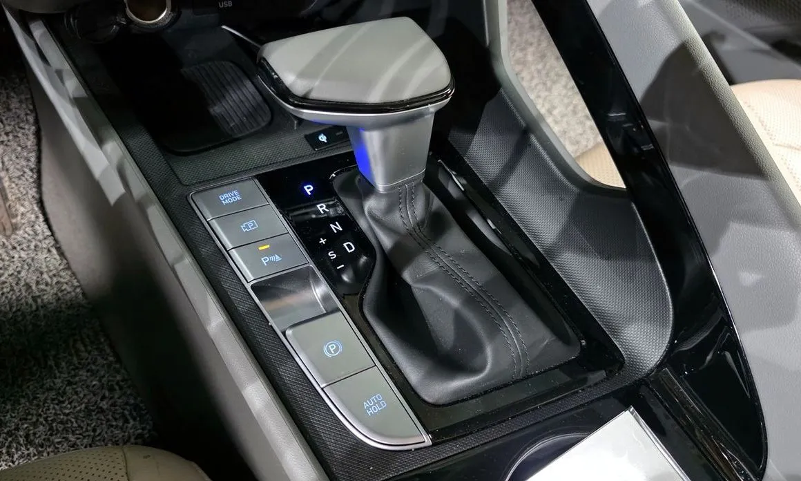 Hyundai AVANTE 2024 из KR, фото 9