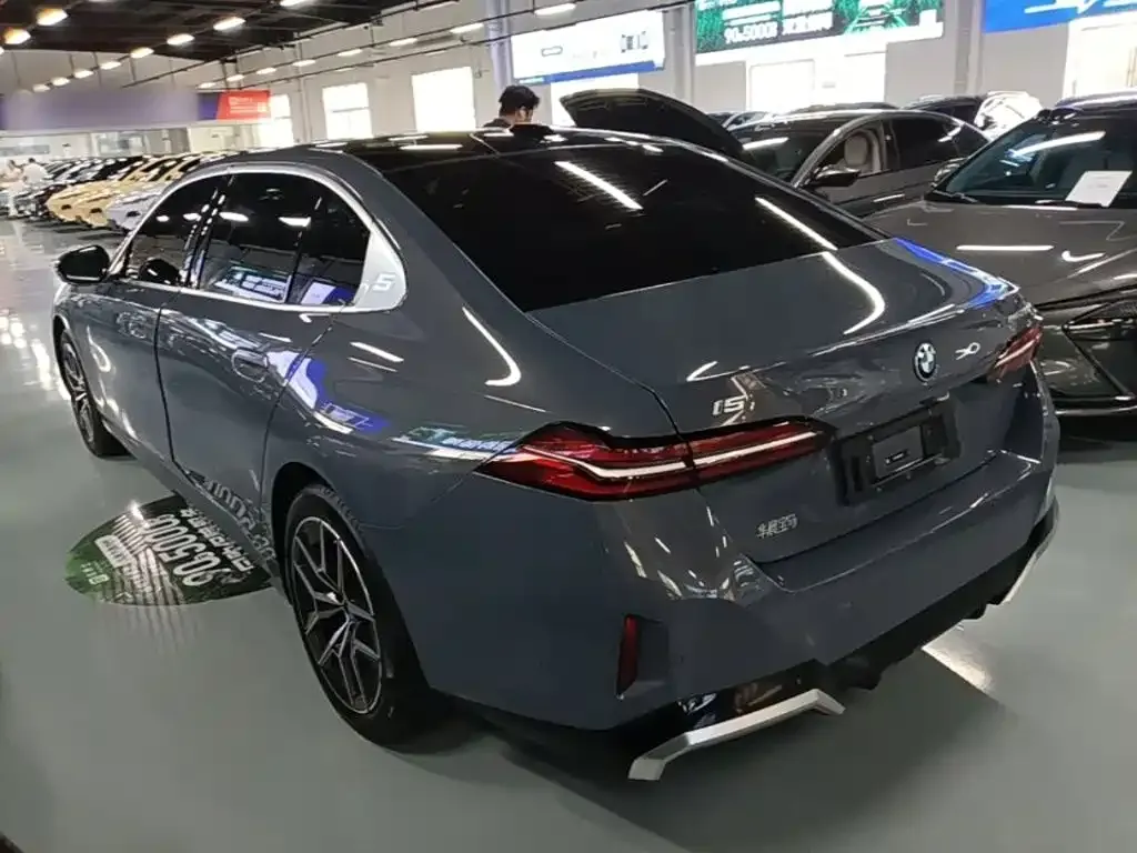 BMW i5 2024 из CN, фото 9