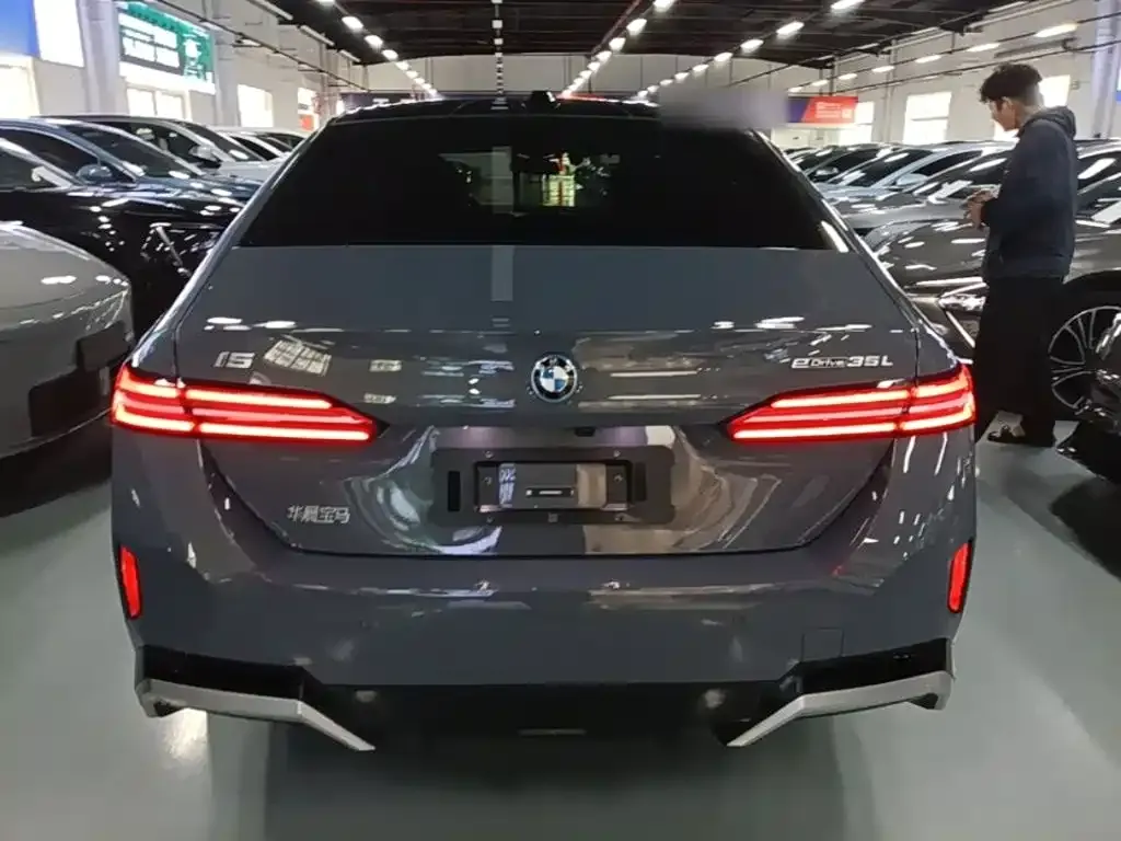 BMW i5 2024 из CN, фото 6
