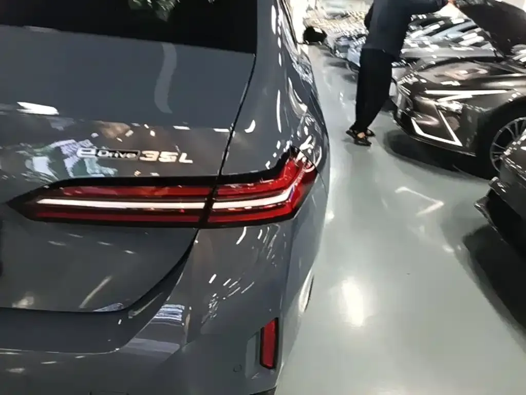 BMW i5 2024 из CN, фото 7