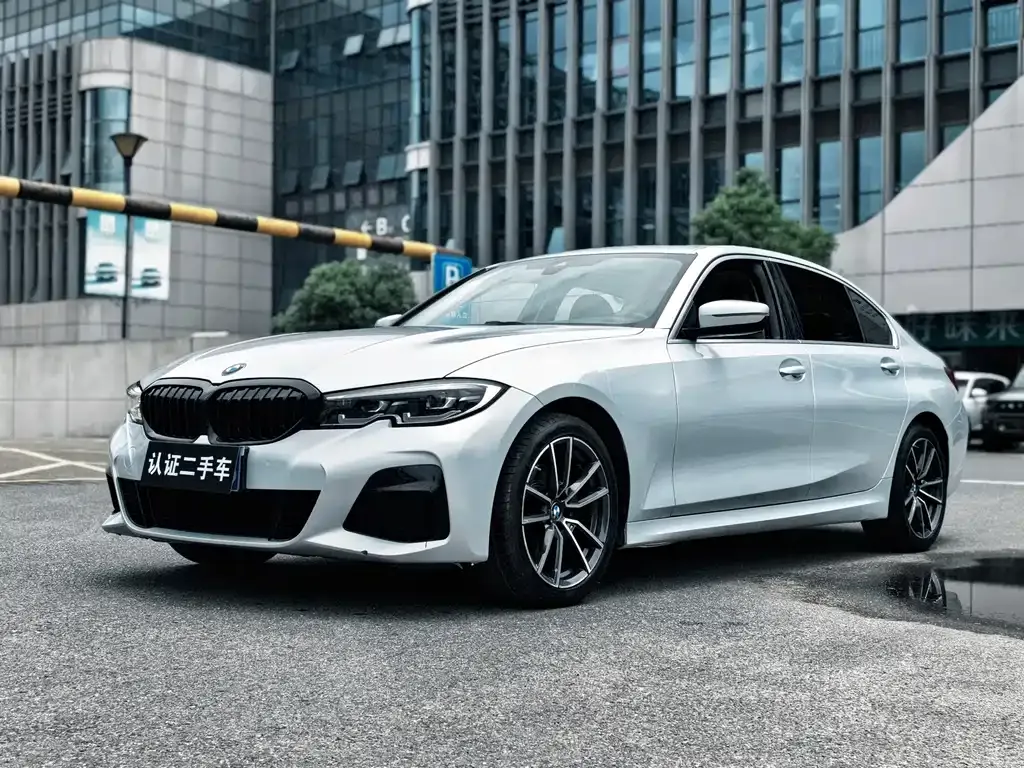 BMW 3 Series — фото 1