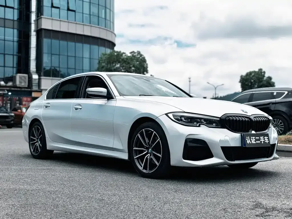 BMW 3 Series — фото 4