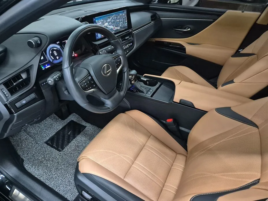 Lexus ES 2025 из KR, фото 10