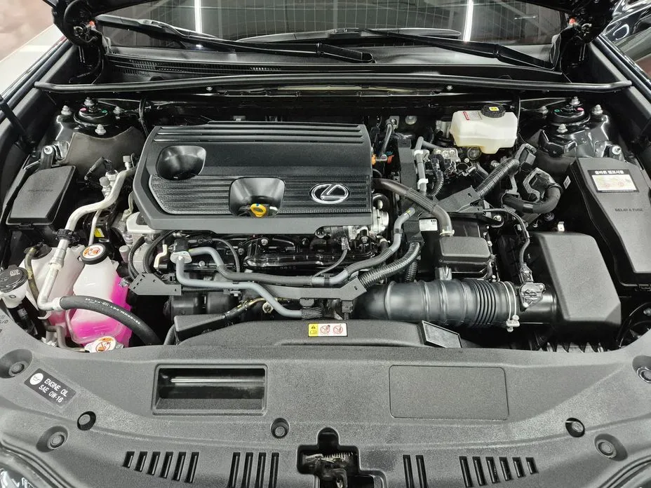 Lexus ES 2025 из KR, фото 9