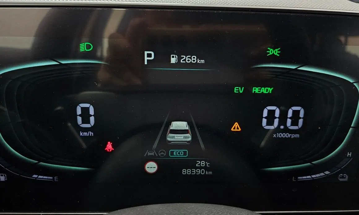 Kia Niro 2022 из KR, фото 2