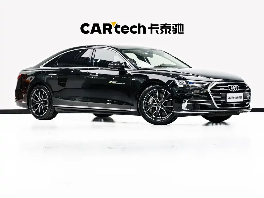 Audi A8 — фото 6