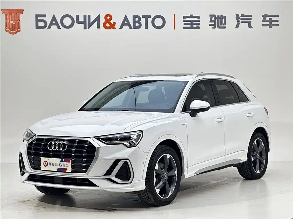Audi Q3 — фото 1