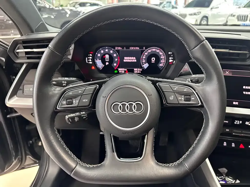 Audi A3 — фото 10