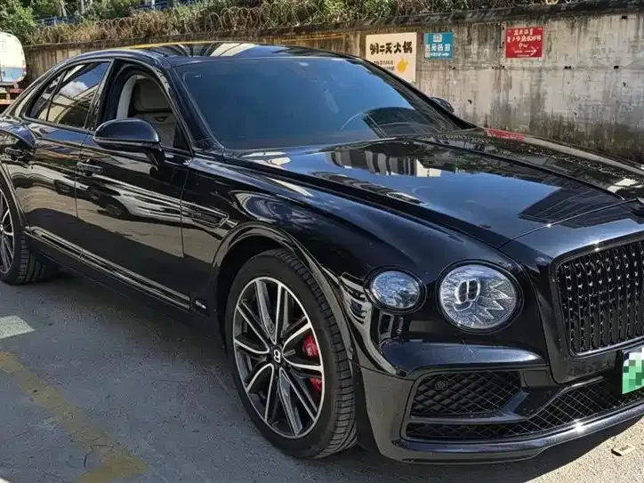 Bentley Flying Spur PHEV 2022 из CN, фото 2