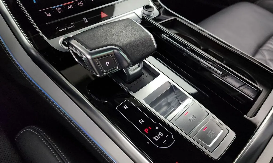 Audi Q7 2022 из KR, фото 3