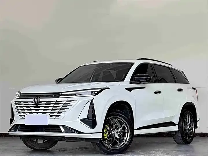 Changan CS75PLUS — фото 1