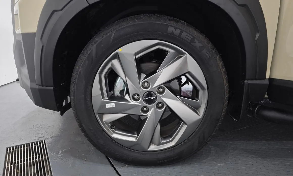 KG Mobility (Ssangyong) Rexton — фото 5