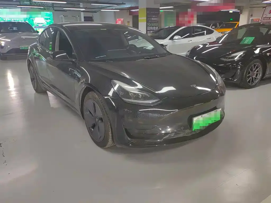 Tesla Model 3 — фото 8