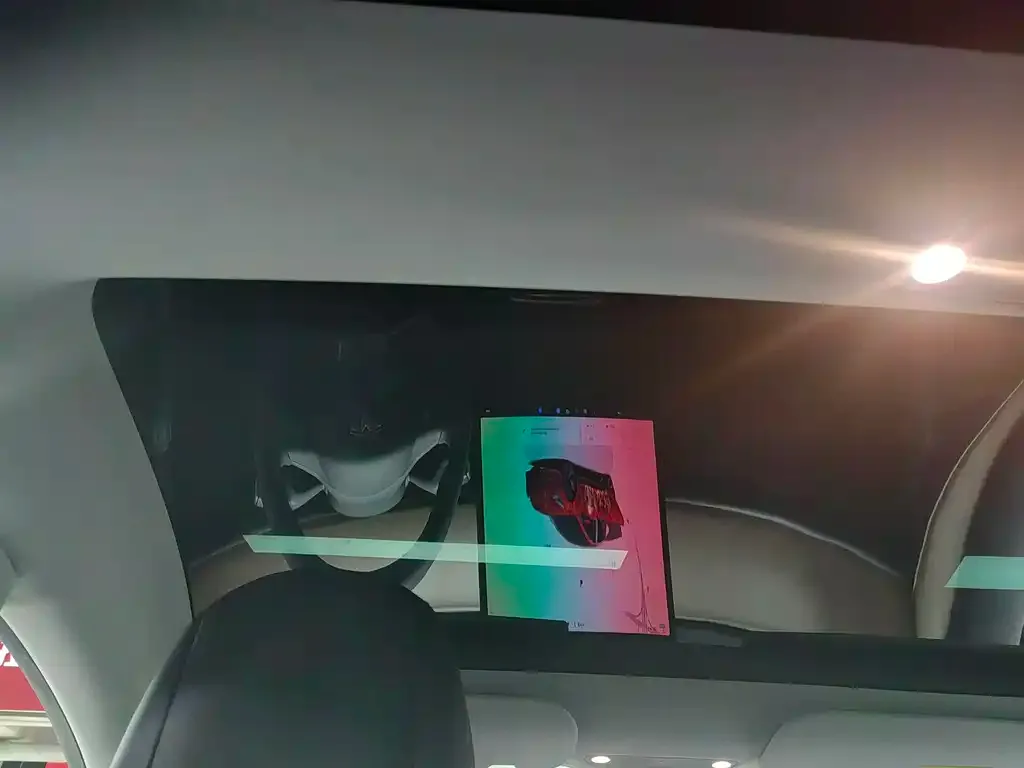 Tesla Model 3 — фото 2
