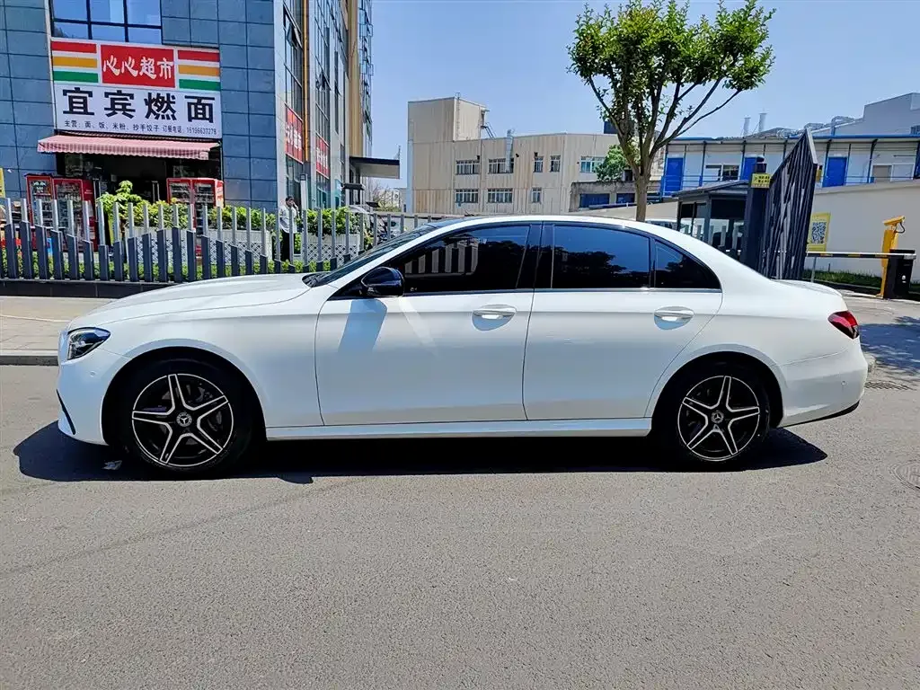 Mercedes-Benz E-Class (Import) — фото 10